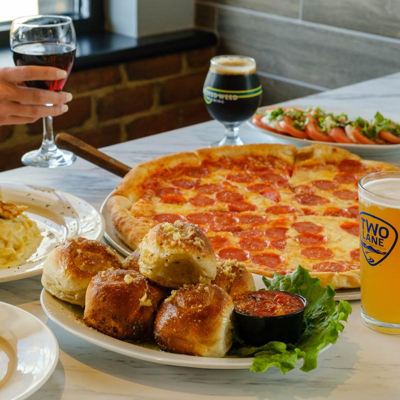 Hawthorne's NY Pizza & Bar – Highland Creek